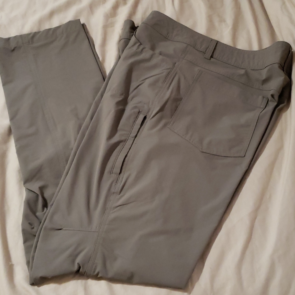 Swiss tech mens pants